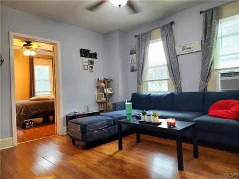 256 Union Blvd, Bethlehem, PA 18018 photo 3
