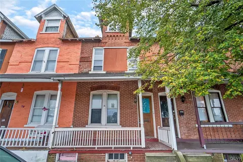 1118 Chew St, Allentown, PA 18102
