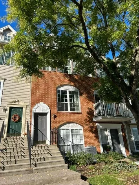 1938 Delancey St, Hellertown, PA 18055