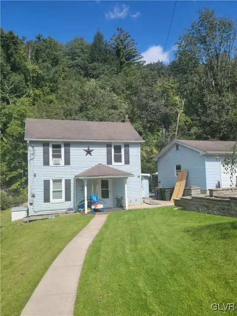 766 Fireline Rd, Palmerton, PA 18071