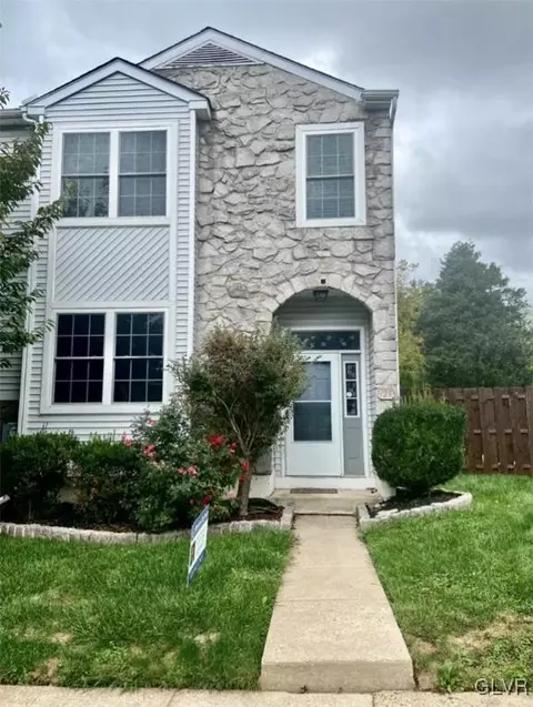 128 Spruce Ln, Collegeville, PA 19426