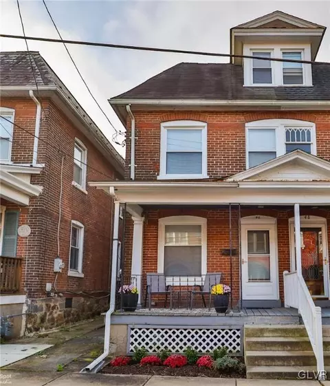 46 W Saucon St, Hellertown, PA 18055