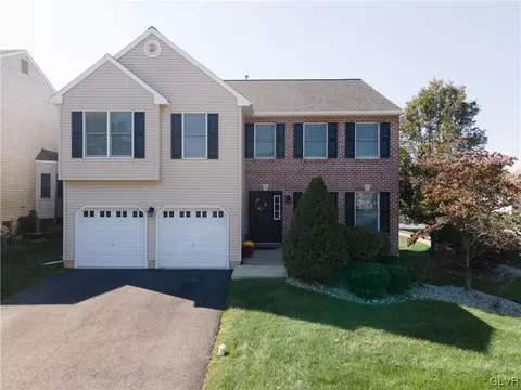 22 Stonecreek Ct, Palmer Township, PA 18045