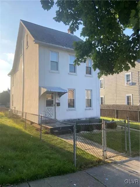 620 Sherman St, Allentown, PA 18109