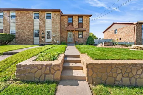 736 S 10th St, Allentown, PA 18103