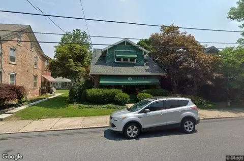 5151 2nd St, Whitehall, PA 18052
