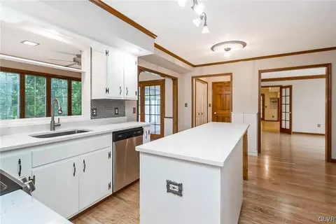 3837 Post Dr, Bethlehem, PA 18017 photo 12
