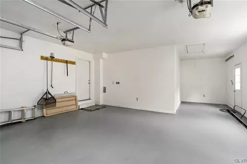 3837 Post Dr, Bethlehem, PA 18017 photo 45