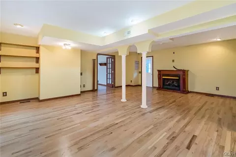 3837 Post Dr, Bethlehem, PA 18017 photo 22