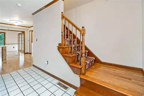3837 Post Dr, Bethlehem, PA 18017 photo 8
