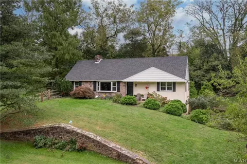 870 Orchard Ln, Harleysville, PA 19438