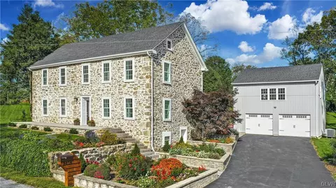 3674 Bleiler Rd, Emmaus, PA 18049