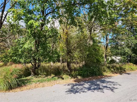 North 13th Street, Bangor Boro, PA 18013