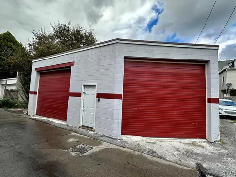 945 Monroe St, Allentown, PA 18102