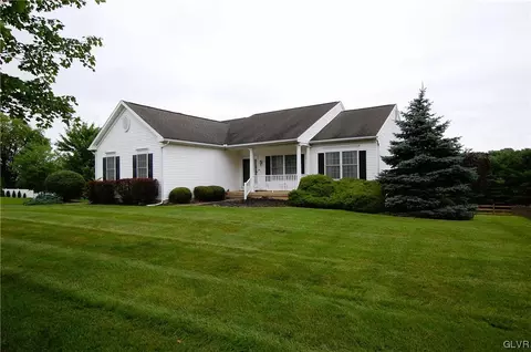2545 Bruen Ln, Forks Twp, PA 18040