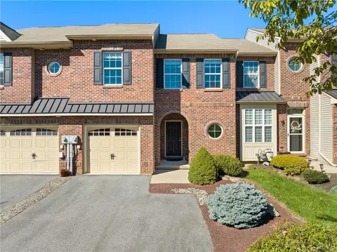 5051 Dale Trl, Allentown, PA 18104