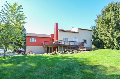 5880 Chestnut Hill Rd, Coopersburg, PA 18036