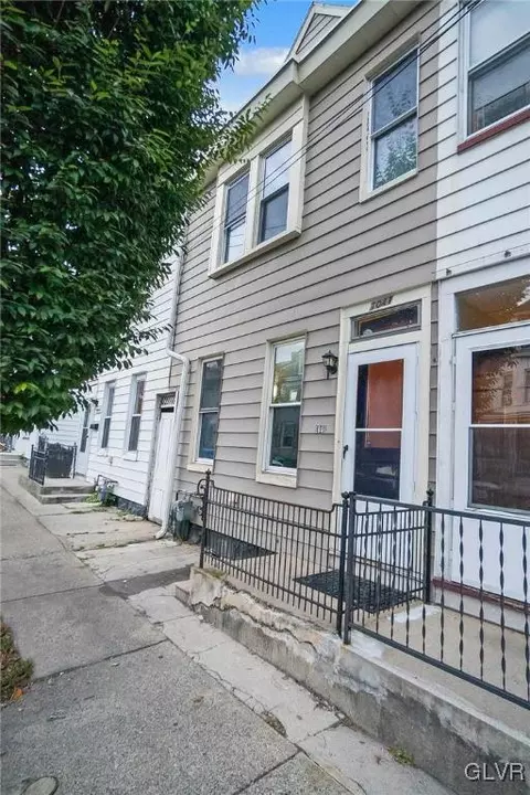 1041 Lehigh St, Easton, PA 18042