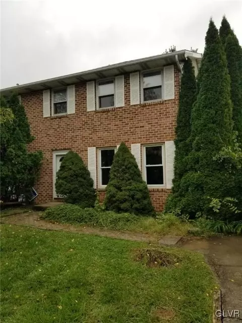 25 Rosemont Ct, Palmer Township, PA 18045