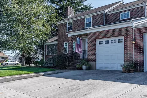 2054 Clarence Ave, Allentown, PA 18109