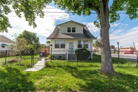 1855 8th St, Bethlehem, PA 18020