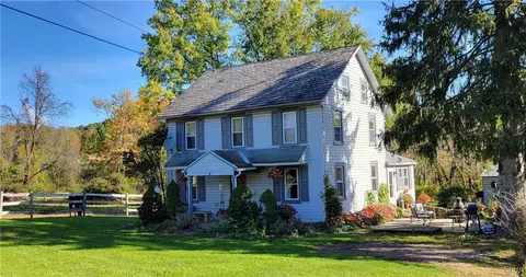 2733 Richlandtown Pike, Coopersburg, PA 18036