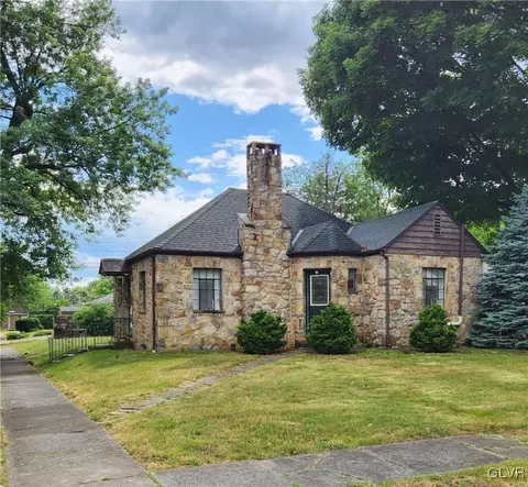 2002 Harold Ave, Allentown, PA 18104