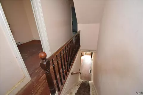 415 E Wall St, Bethlehem, PA 18018 photo 9