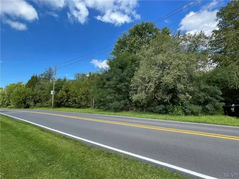 29 Lone Ln, Macungie Twp, PA 18104