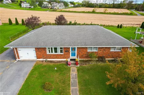 2431 Old Post Rd, Coplay, PA 18037