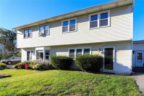 2511 Seip Ave, Palmer Township, PA 18045