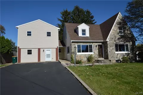 2703 Spring Garden St, Palmer Township, PA 18045