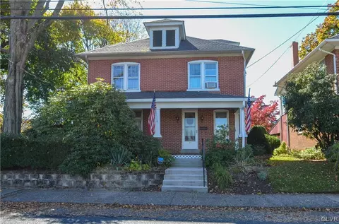 120 Macungie Ave, Emmaus, PA 18049