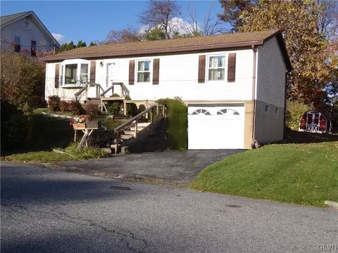 309 Front Ave, Bangor, PA 18013