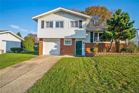 811 Flexer Ave, Allentown, PA 18103