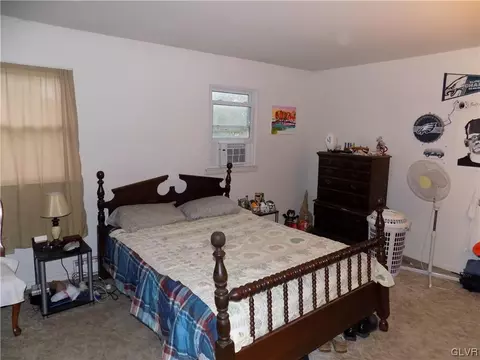 109 Old Forge Dr, Bath, PA 18014 photo 11