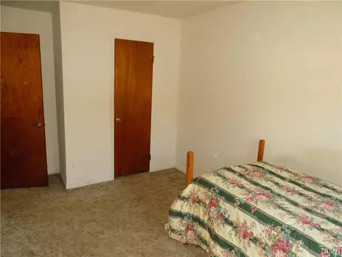 109 Old Forge Dr, Bath, PA 18014 photo 13