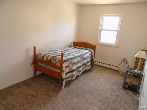 109 Old Forge Dr, Bath, PA 18014 photo 14