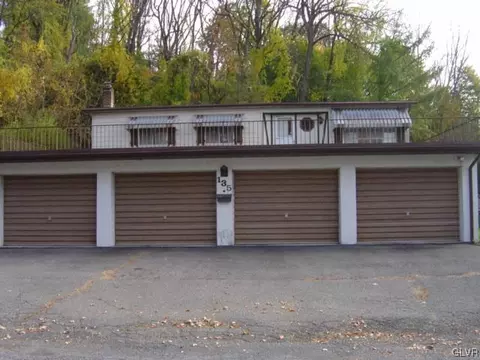 135 Hirst St, Bath, PA 18014