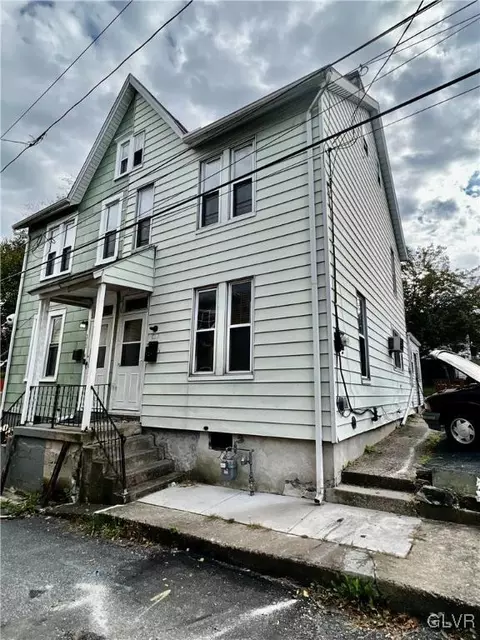 319 W Garrison St, Bethlehem, PA 18018