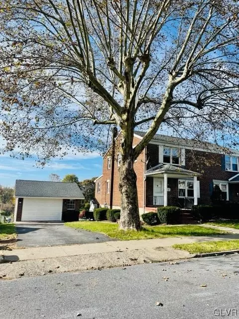 122 6th St, Whitehall, PA 18052