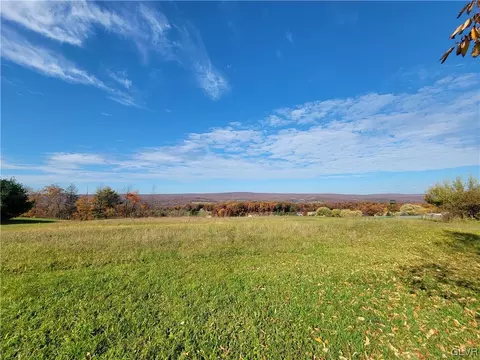 Courtland Court, West Penn Twp, PA 18211
