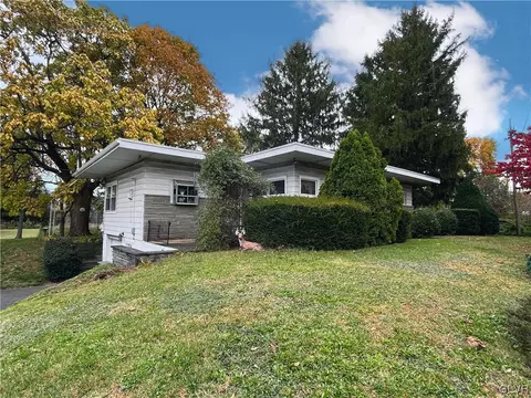 1728 Blakeslee Boulevard Dr E, Lehighton, PA 18235