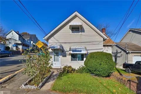 345 Pennsylvania Ave, Bangor, PA 18013