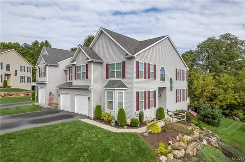45 Emily Ct, Reading, PA 19606