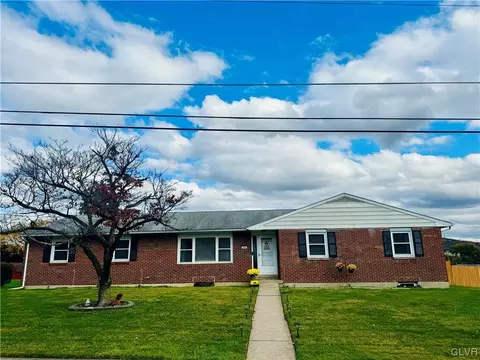 341 Roosevelt St, Freemansburg, PA 18017