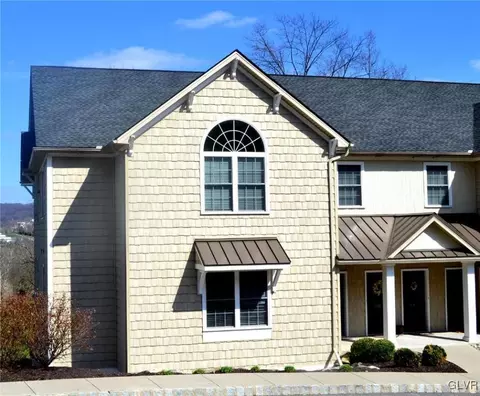 1131 Meadow Lark Way, Bethlehem, PA 18015