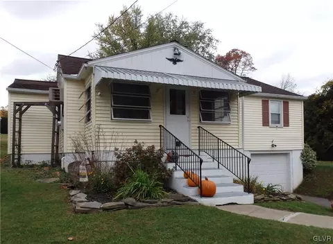 7252 Leh St, Coopersburg, PA 18036