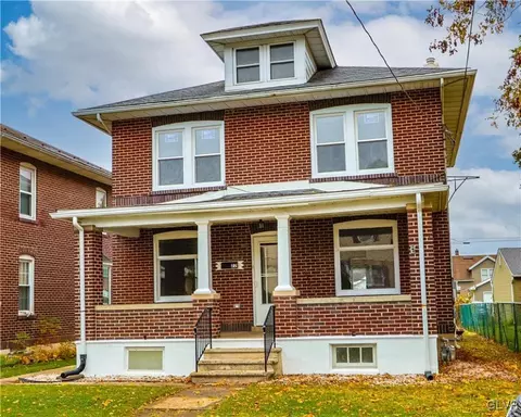 22 Washington Ave, Northampton, PA 18067