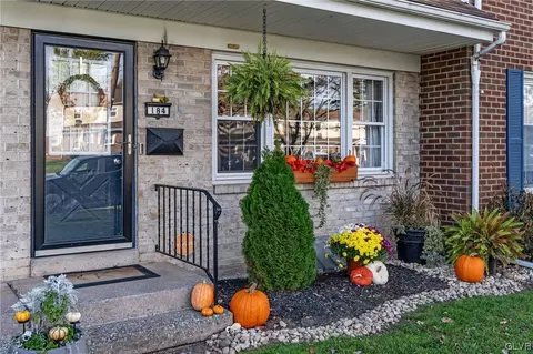 184 Front St, Hellertown, PA 18055